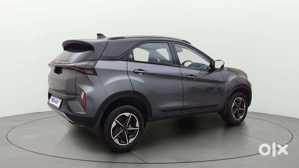 Tata Nexon Fearless S Purple 1.5 Revotorq Diesel 6mt Dual Tone, 2023..