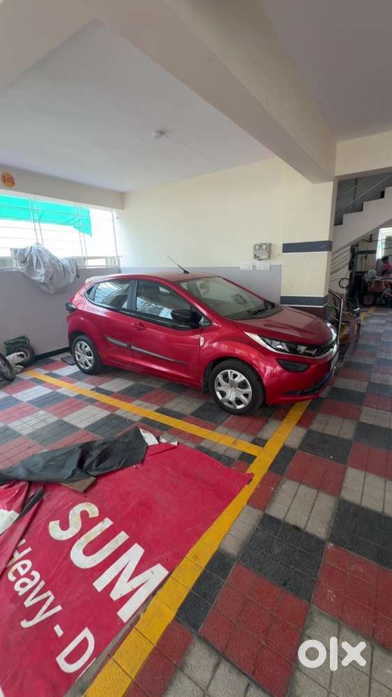 Tata Altroz 1.2 Petrol 2021