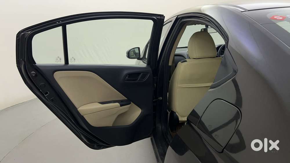 Honda City I-vtec Cvt Zx, 2016, Petrol
