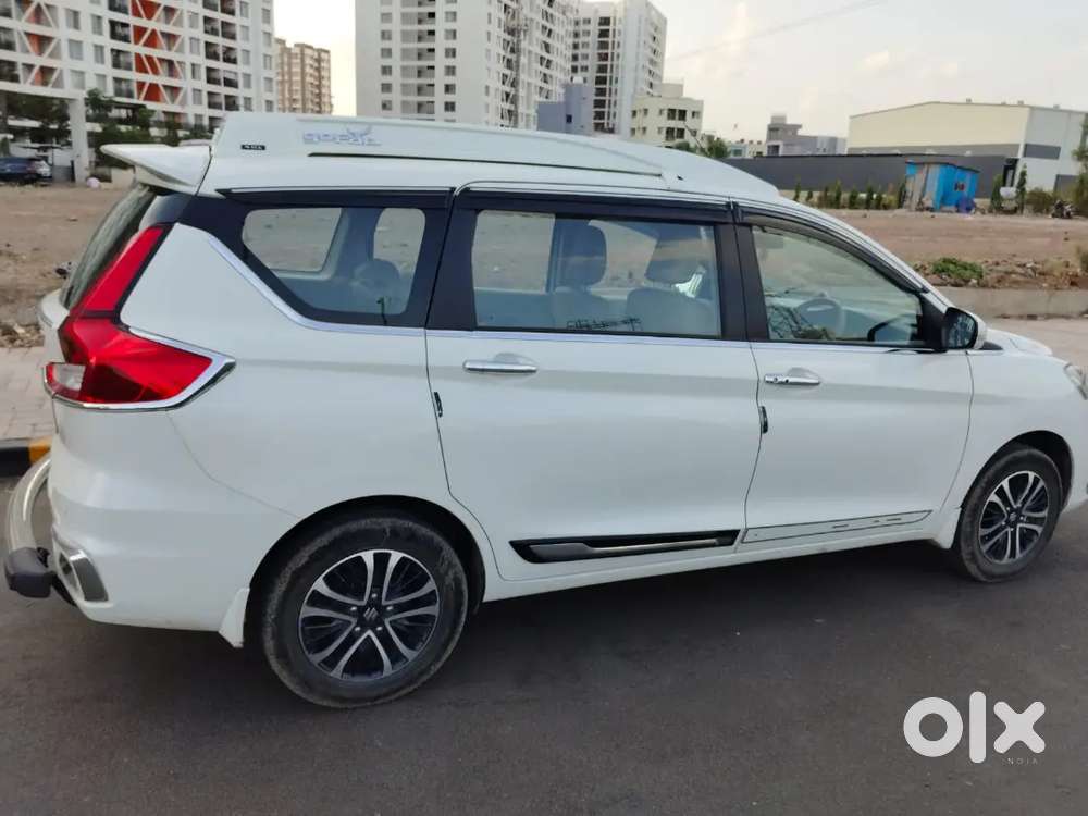Maruti Suzuki Ertiga Zxi (o) Cng 2025