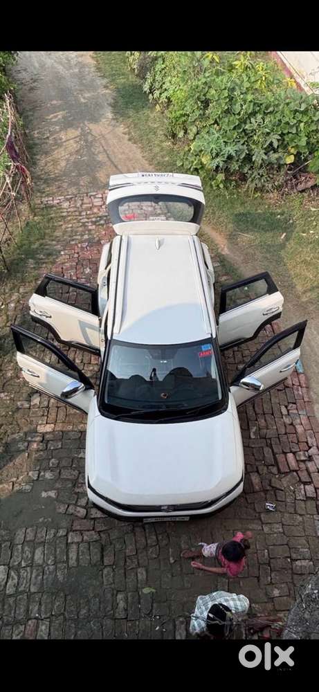 Maruti Suzuki Brezza 2023 Petrol Well Maintained