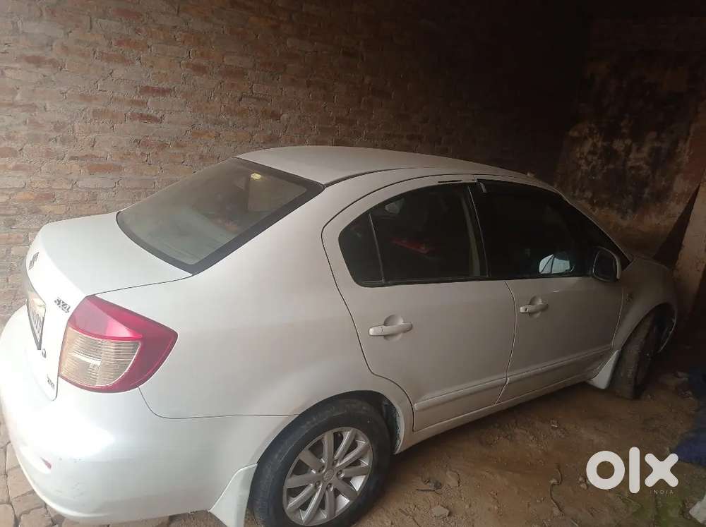 Maruti Suzuki Sx4 2011