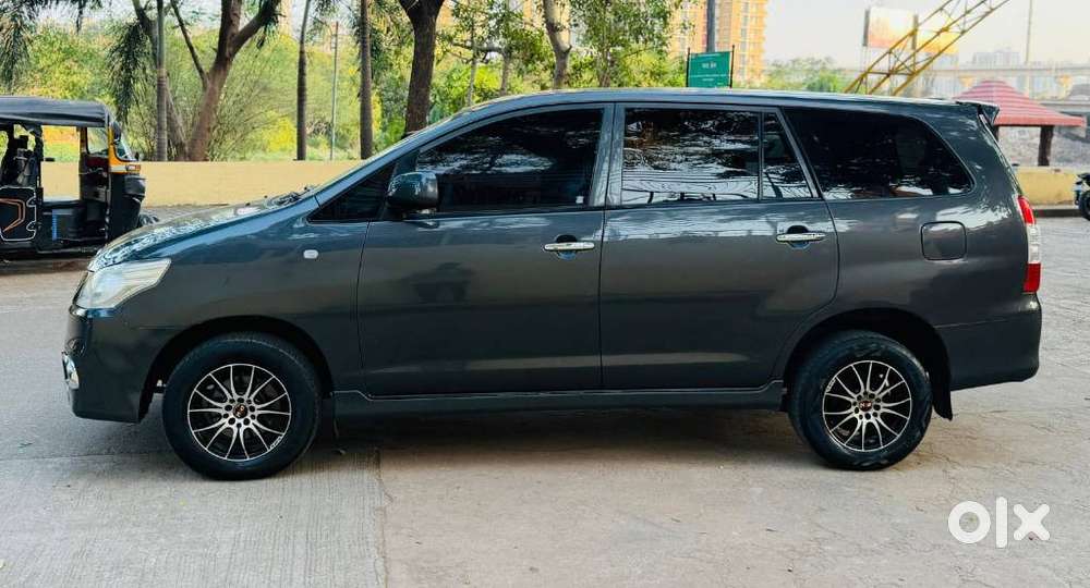 Toyota Innova 2.5 G (diesel) 7 Seater, 2015, Diesel