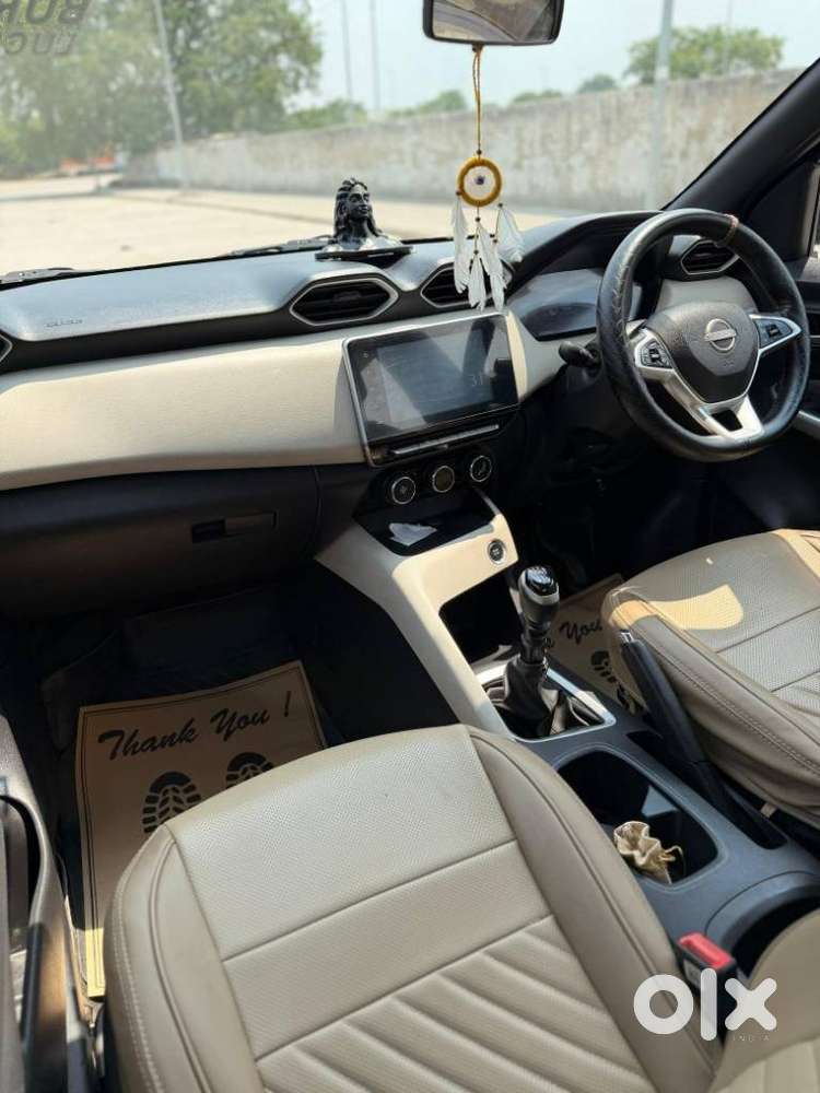 Nissan Magnite 1.0 Xv Premium Turbo Cvt (o), 2022, Petrol