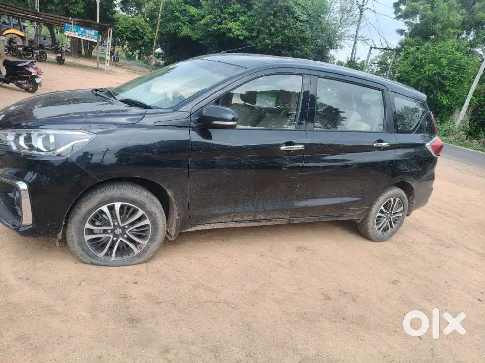 Maruti Suzuki Ertiga Zxi 2025