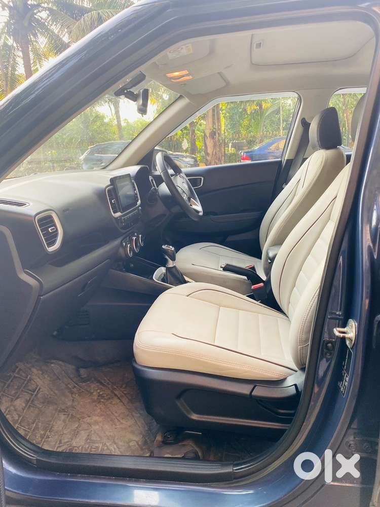 Hyundai Venue Petrol 2019