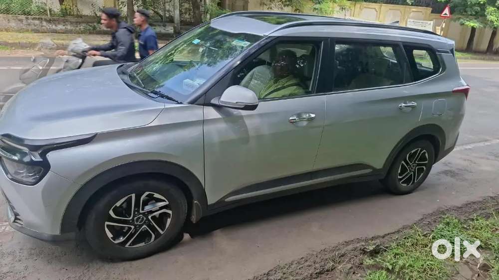 Kia Carens Luxury Plus 2022
