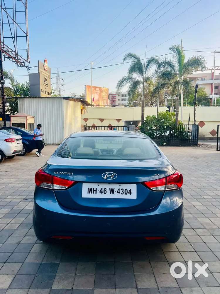 Hyundai Elantra 2012 Petrol Well Maintained