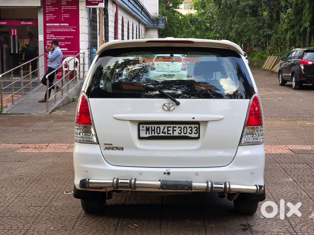 Toyota Innova 2.5 G (diesel) 8 Seater, 2010, Diesel