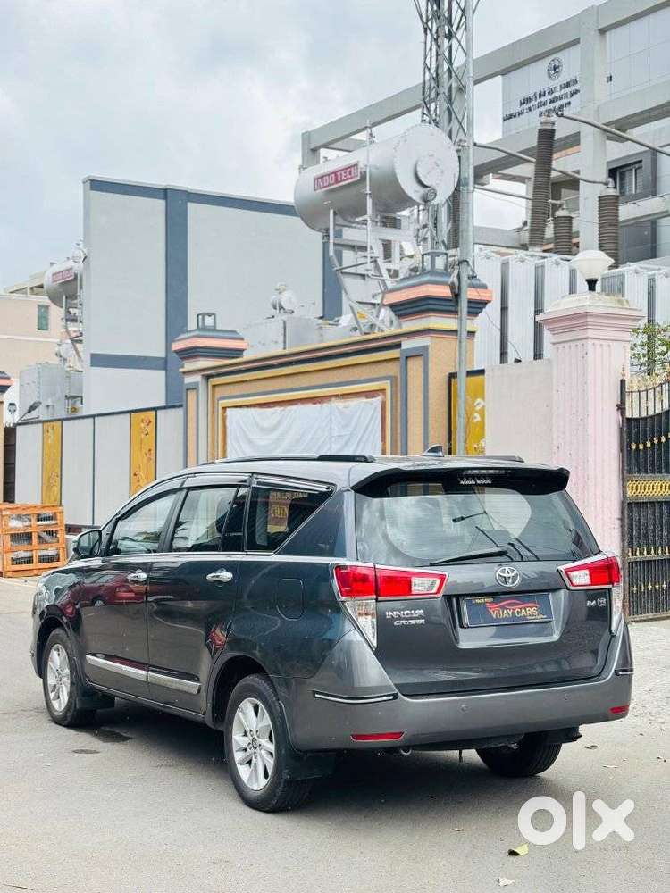 Toyota Innova Crysta 2.4 G Mt, 2017, Diesel