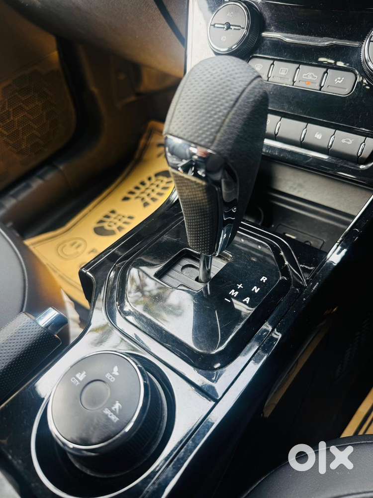 Tata Nexon Amt Xza Plus, 2023, Petrol