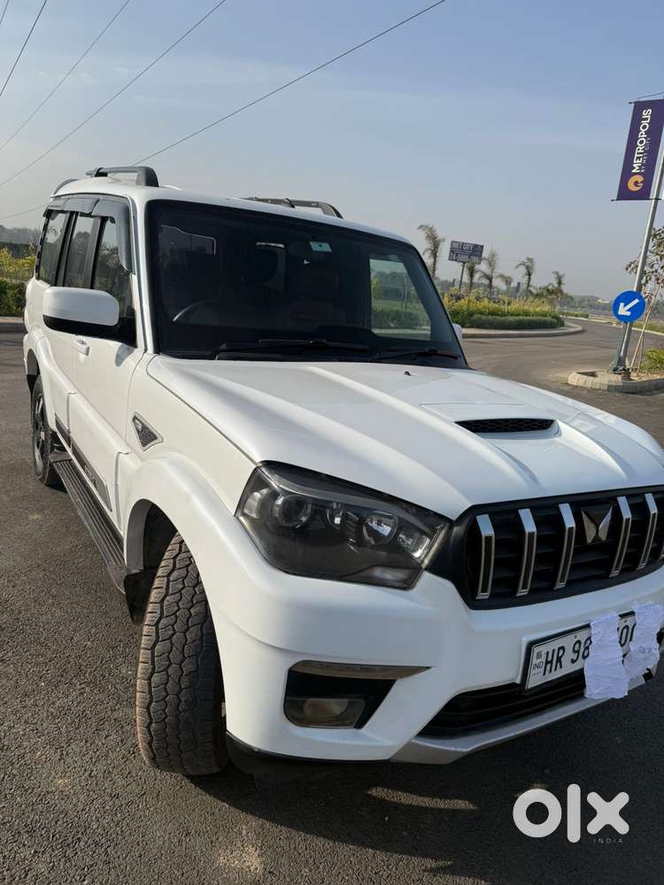 Mahindra Scorpio Classic 2.2 S 11 Mt 7 Str, 2024, Diesel