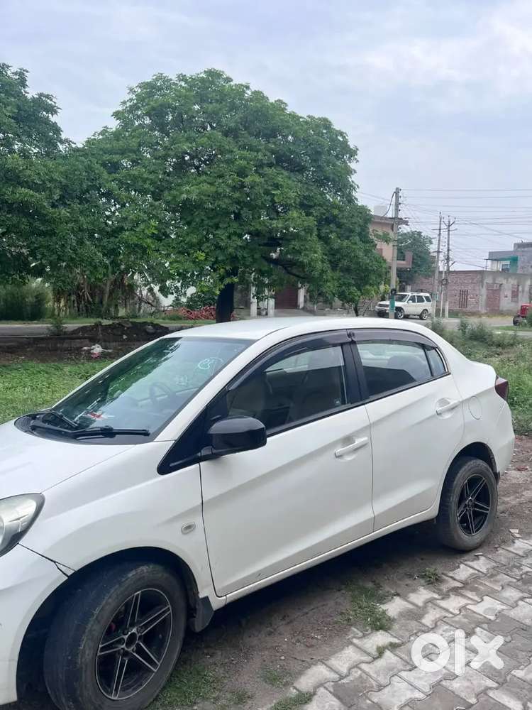 Honda Amaze 2013 Diesel 107000 Km Driven