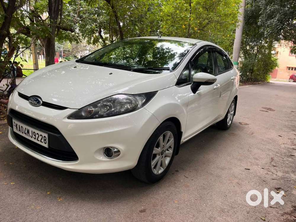 Ford Fiesta At Titanium Plus, 2011, Diesel