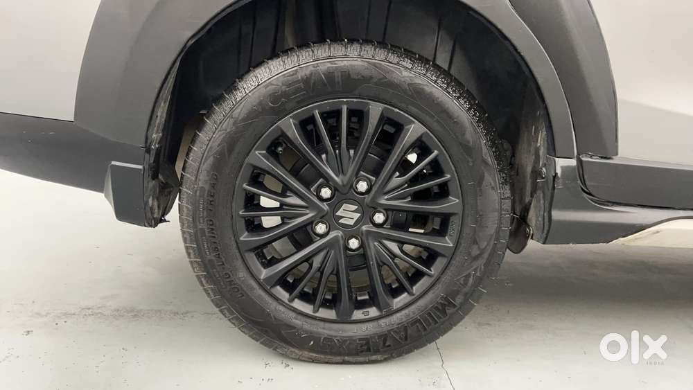 Maruti Suzuki Xl6 1.5 Zeta Mt, 2022, Petrol