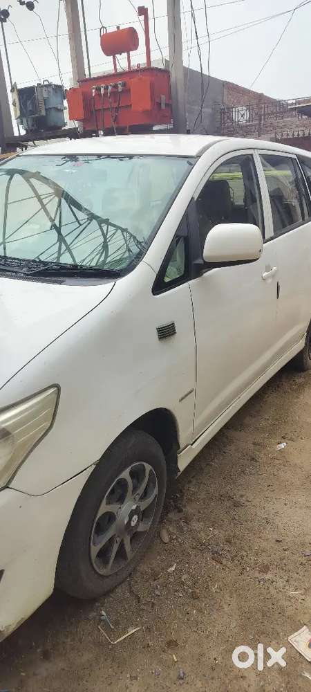 Toyota Innova Diesel 7 Str 2013
