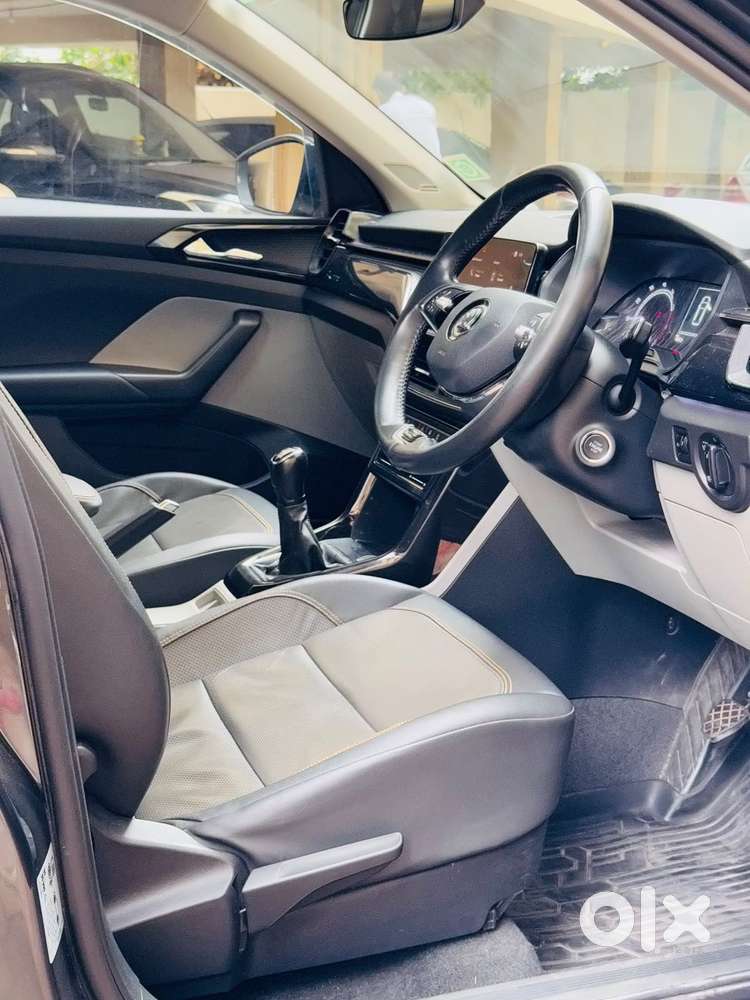 Skoda Kushaq 1.0 Tsi Style, 2022, Petrol