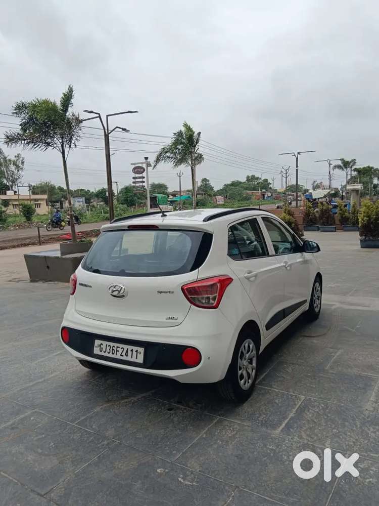 2017 Hyundai I10 Sportz Petrol