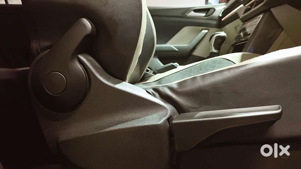 Volkswagen Taigun 1.0 Tsi Topline At, 2022, Petrol