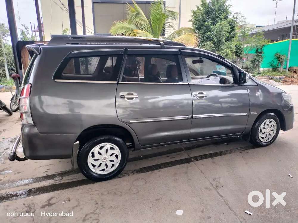 Toyota Innova 2011 Diesel 2nd Owner