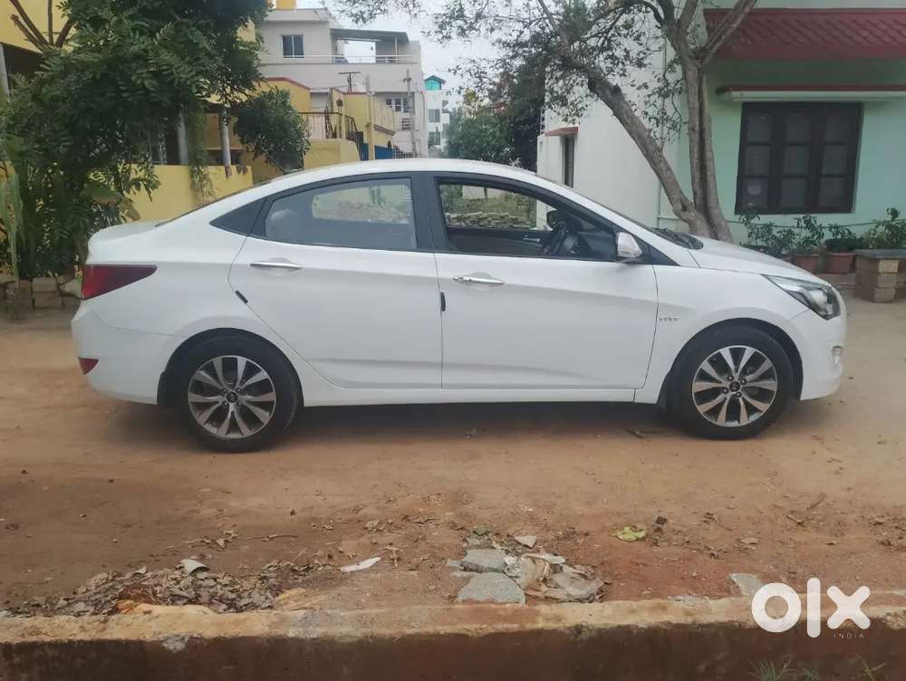 Hyundai Verna 2015 Petrol Manual