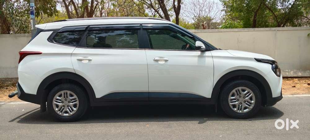 Kia Carens 1.5 Prestige 7 Str, 2024, Petrol