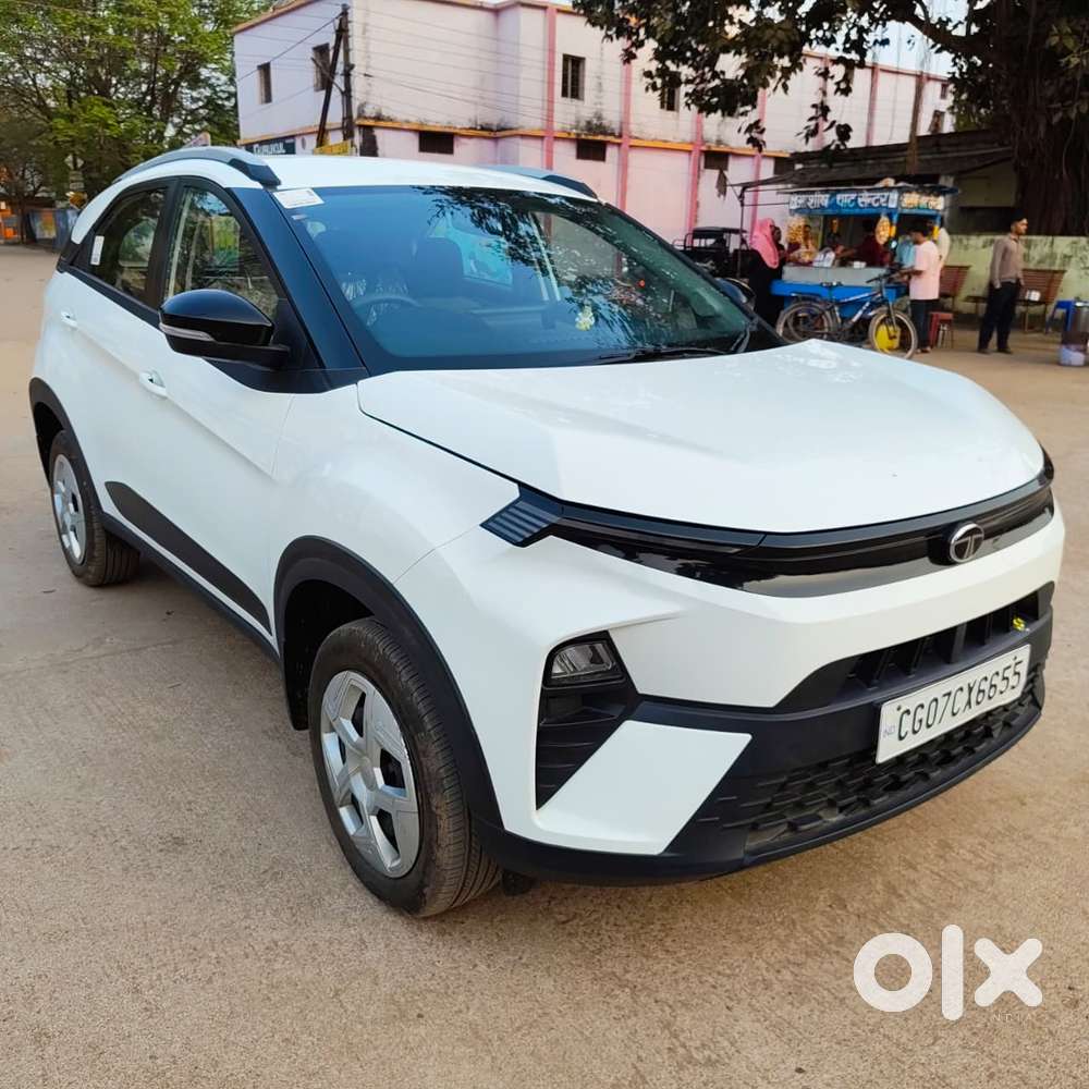 Tata Nexon Pure 1.2 S Revotron Petrol 6 Mt, 2025, Petrol