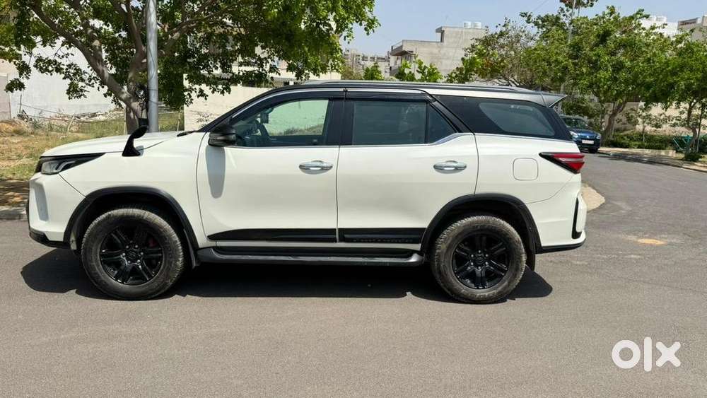 Toyota Fortuner Legender 2021 Diesel Well Maintained
