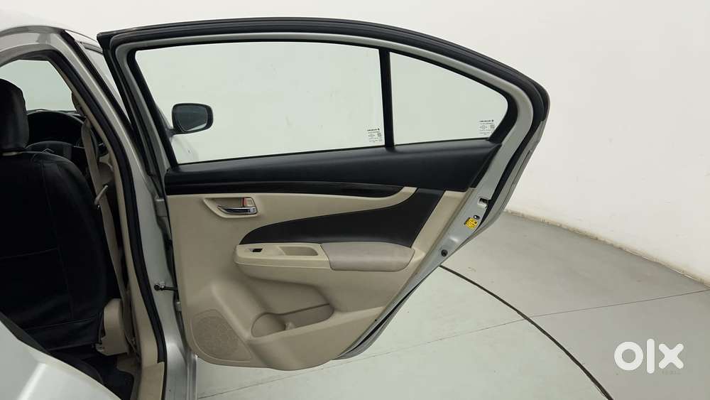 Maruti Suzuki Ciaz 2014-2017 Vxi Plus, 2016, Petrol