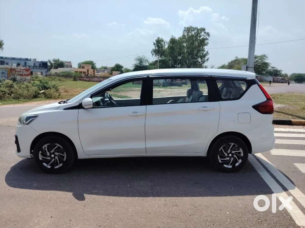 Maruti Suzuki Ertiga 1.5 Vxi, 2021, Petrol