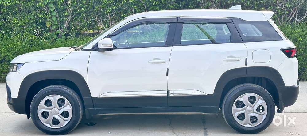 Maruti Suzuki Brezza 1.5 Lxi Cng, 2025, Cng & Hybrids