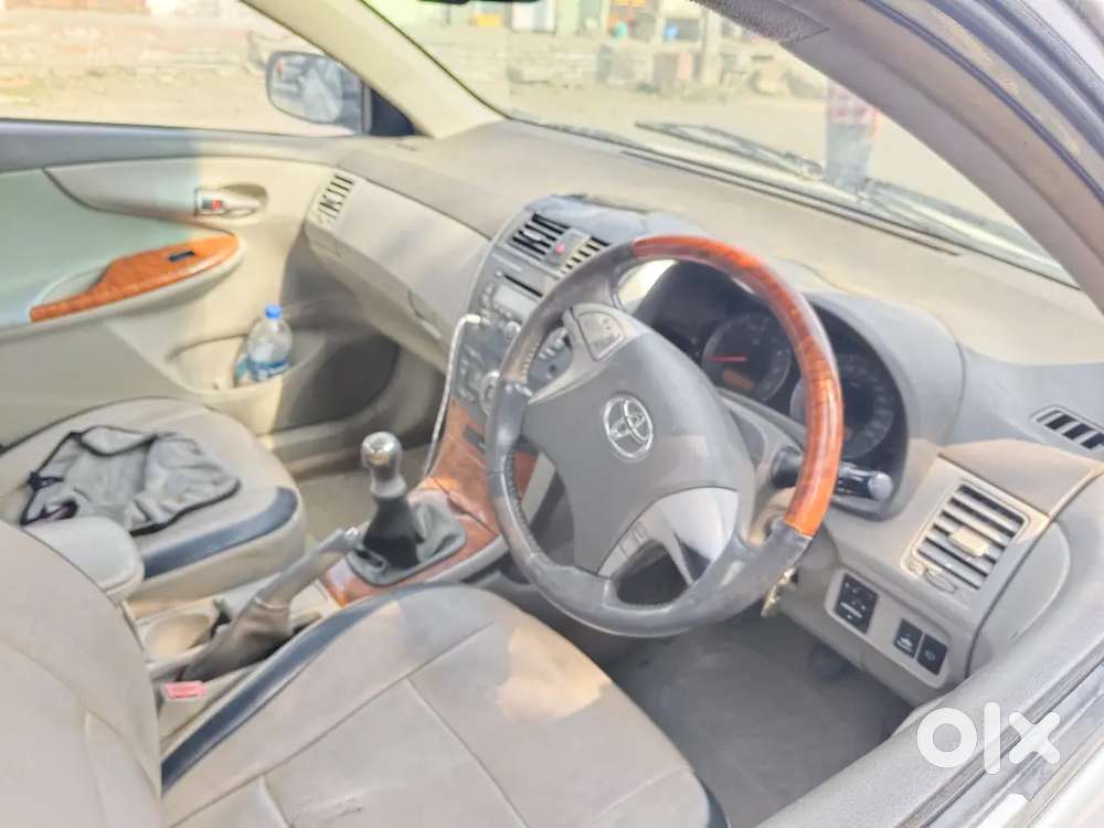0toyota Corolla Altis 2009 Petrol