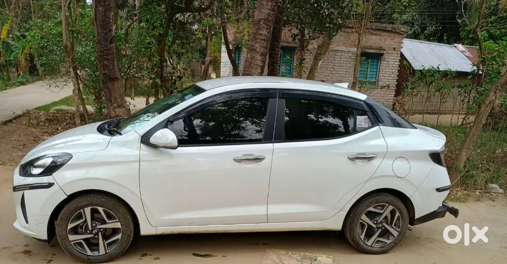 Hyundai Aura 2021 Petrol Well Maintained.