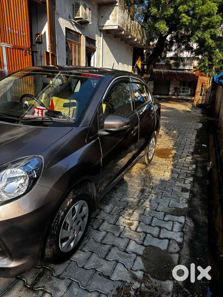 Honda Amaze 2015 Diesel Well Maintained