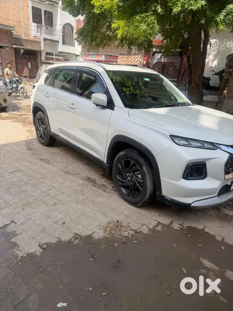 Maruti Suzuki Grand Vitara October  2025 Petrol 17000 Km Driven