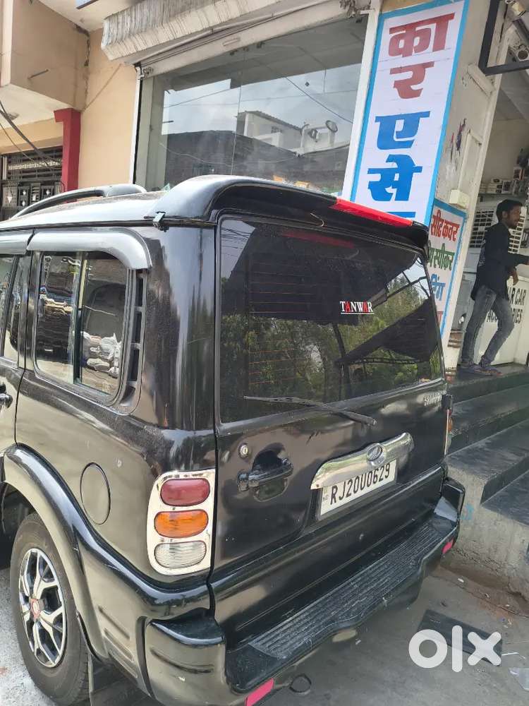 Mahindra Scorpio 2004