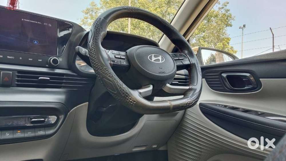 Hyundai I20 Asta (o) 1.2 Mt, 2023, Petrol
