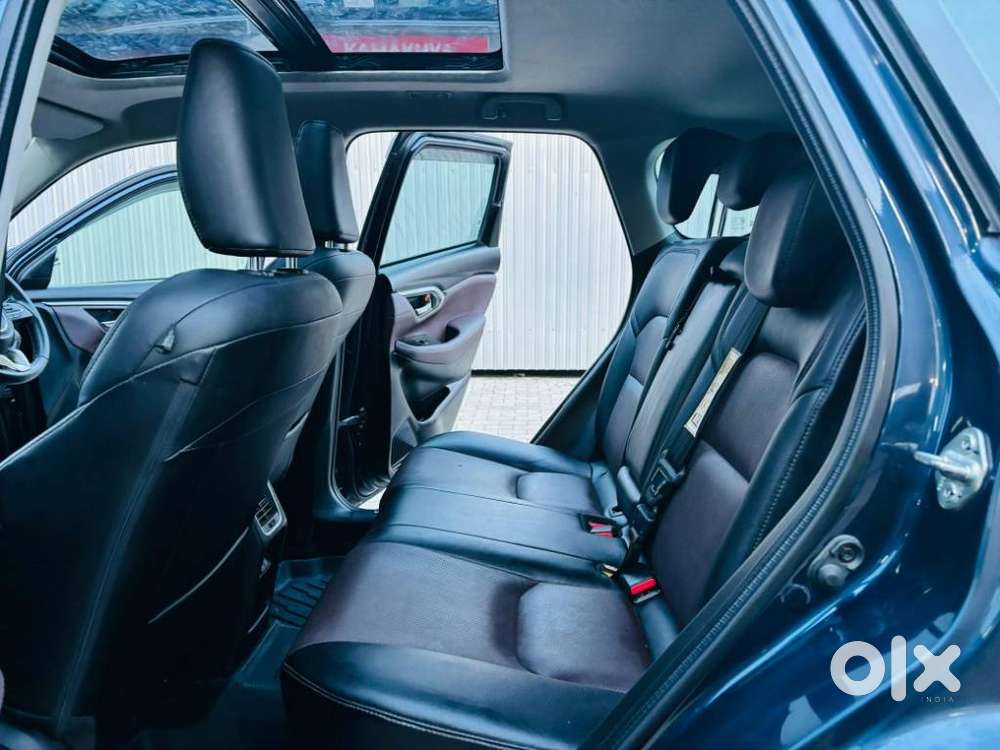 Maruti Suzuki Grand Vitara Alpha Smart Hybrid, 2023, Petrol