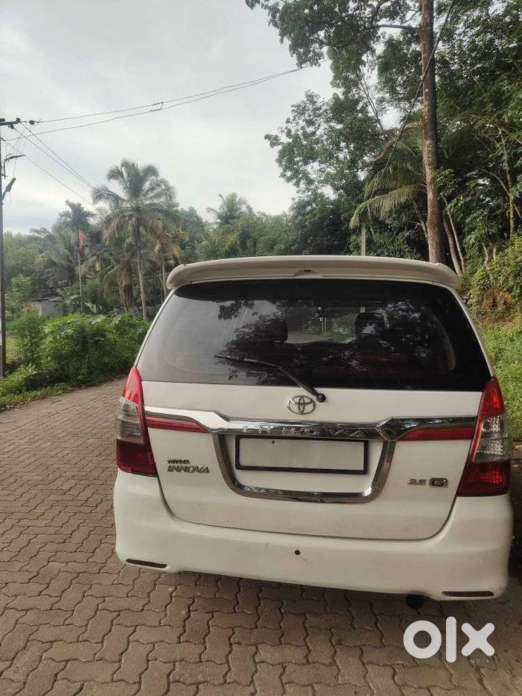 Toyota Innova 2.5 G (diesel) 8 Seater, 2006, Diesel