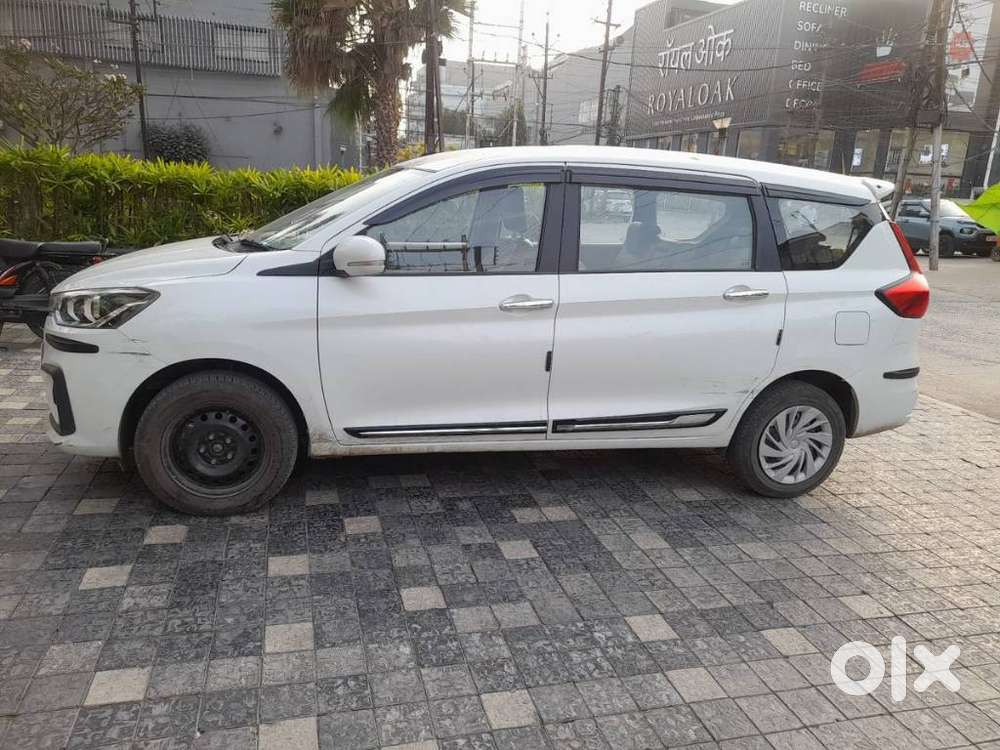 Maruti Suzuki Ertiga Vxi (o) Cng, 2024, Petrol