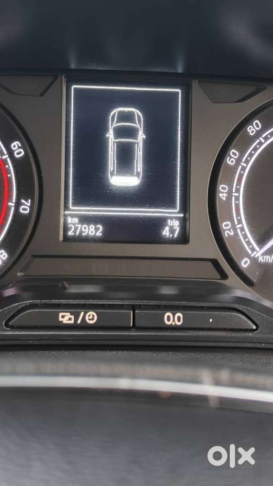 Skoda Kushaq 1.0 Tsi Ambition, 2021, Petrol