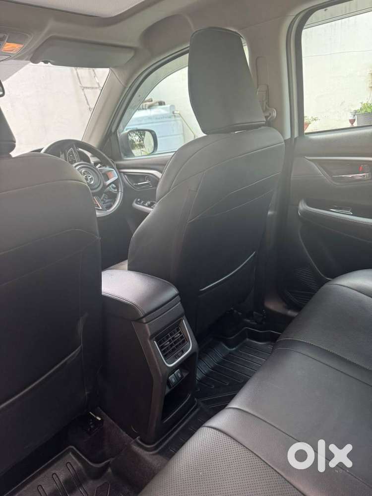 Top Variant Toyota Hyryder Available At A Throwaway Price
