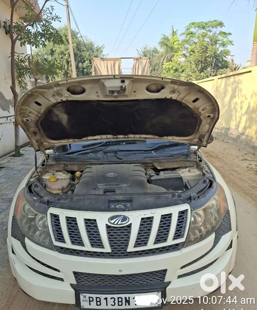 Mahindra Xuv500 2013 Diesel 102500 Km Driven