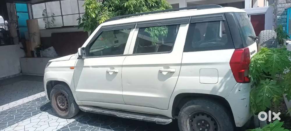 Mahindra Tuv 300 2017