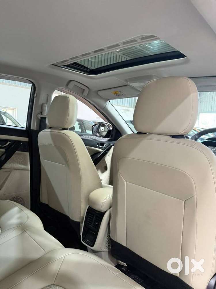 Tata Nexon 1.2 Revotron Xza Plus (o) Amt, 2020, Petrol