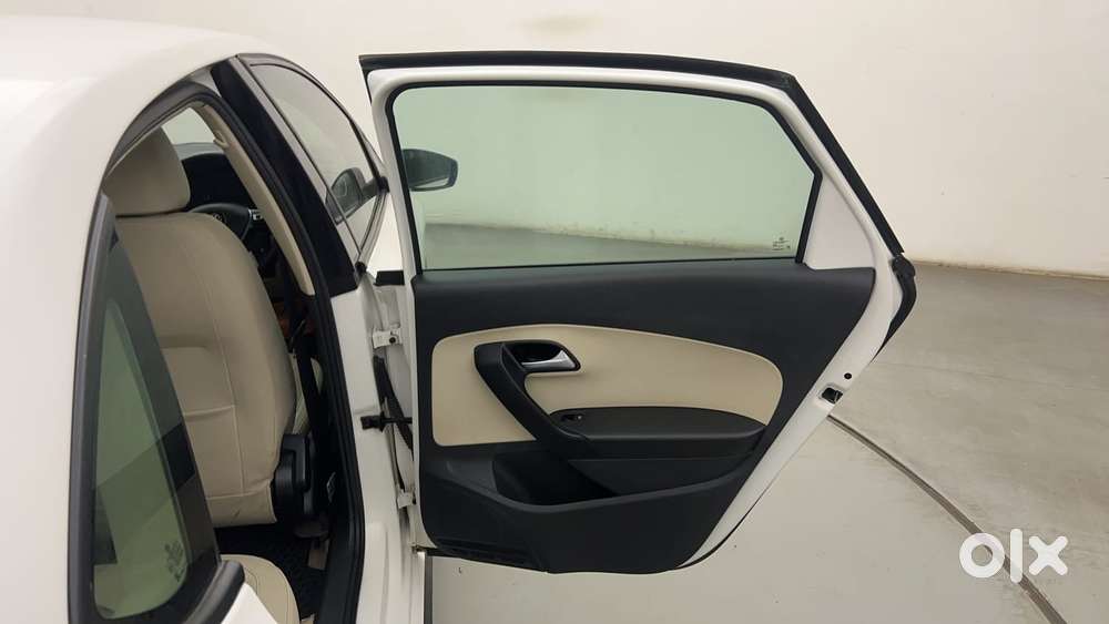 Volkswagen Vento 1.6 Highline, 2020, Petrol