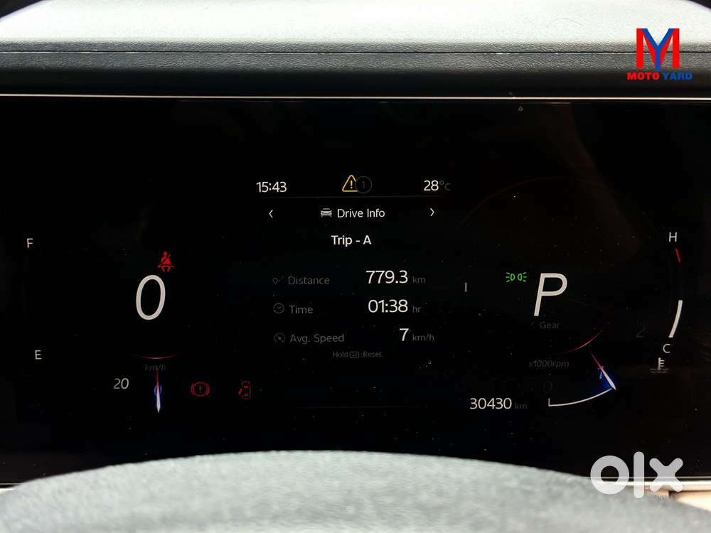 Mahindra Xuv700 2.2 Ax 7 Diesel At Luxury Pack Str, 2023, Diesel