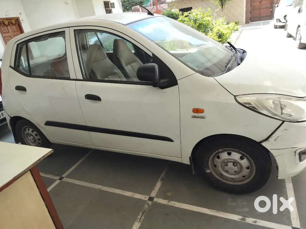 Hyundai I10 Era 2011  28,000 Km  1st Owner  Excellent Condition