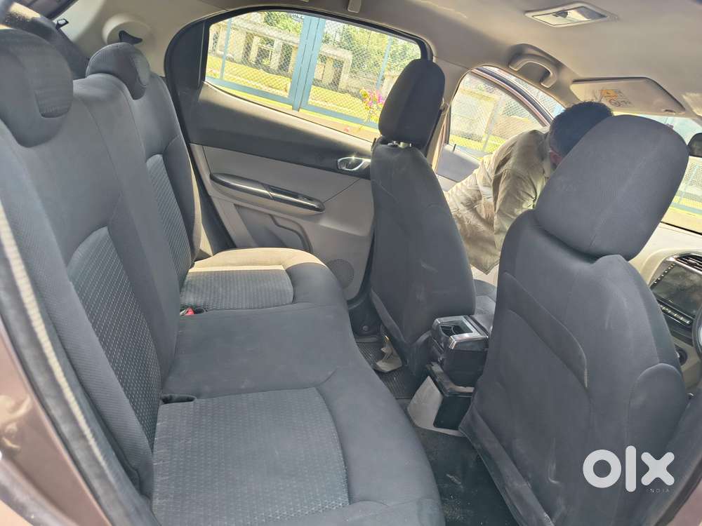 Tata Tiago 1.2 Revotron Xza, 2017, Petrol