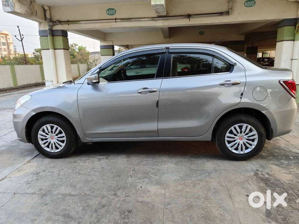 Maruti Suzuki Dzire 1.2 Vxi, 2022, Petrol
